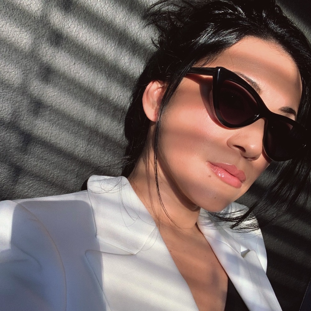Retro cat eye black fashion sunglasses - Picture 3 of 5